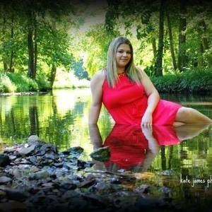 Meet your Posher, Connie